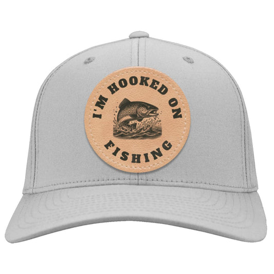 I'm Hooked on Fishing Twill Cap k silver